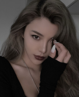 Sexy Sophia