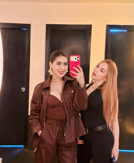 Mercedes and Laura 